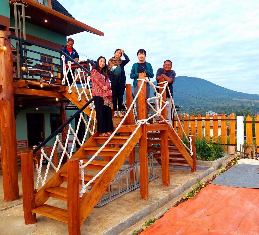 Kopa Hilltop - Family Guest Home ルテン エクステリア 写真