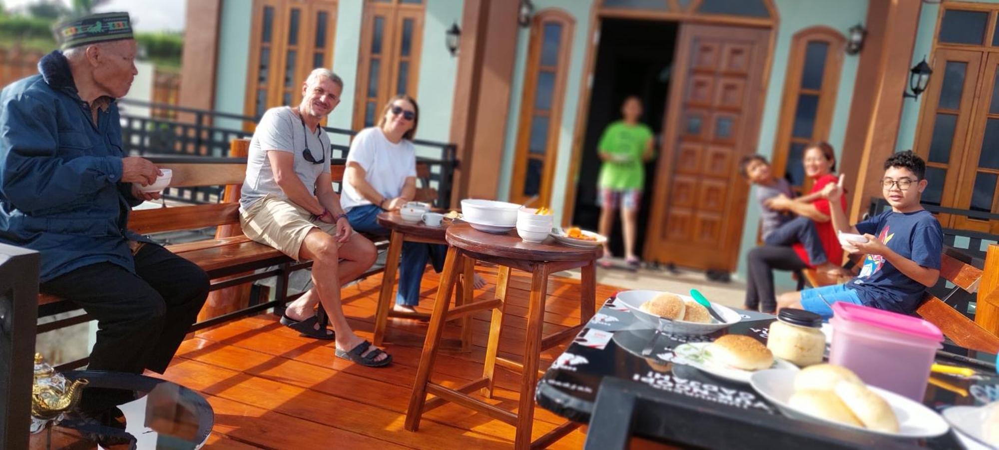 Kopa Hilltop - Family Guest Home ルテン エクステリア 写真